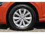 Volkswagen Polo 1.0 TSI Comfortline Navigatie/Airco/Adaptive cruise control/Parkeersensoren rondom/Stoelverwarming/Multifunctioneel stuurwiel/Lichtmetalen velgen.