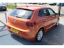 Volkswagen Polo 1.0 TSI Comfortline Navigatie/Airco/Adaptive cruise control/Parkeersensoren rondom/Stoelverwarming/Multifunctioneel stuurwiel/Lichtmetalen velgen.