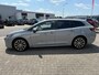 Toyota Corolla Touring Sports 1.8 Hybrid TEAM D