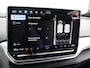 Volkswagen ID.4 Pro Limited Edition 77 kWh 286 pk | Wegklapbare trekhaak | Achteruitrijcamera | Stoel- en voorruitverwarming | 21" velgen | Matrix LED |
