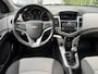 Chevrolet Cruze 1.8 LS | Airco | Cruise Control | Elekt. Ramen | LMV | PDC | Trekhaak | APK tot 27-09-2025!
