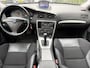 Volvo S60 2.0T Edition II Automaat | Navi | Autom. Airco | Cruise Control | LMV | Trekhaak | PDC | APK tot 07-11-2026!