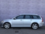 Volvo V50 1.8 Edition I | 12 mnd BOVAG garantie | R-design bodykit | Trekhaak |High Performance Audio | Bluetooth | Navigatie | Regensensor | Automatisch dimmende binnenspiegel | 17" Serapis velgen |