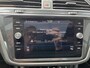 Volkswagen Tiguan 1.4 TSI eHybrid 245pk R-Line DSG Automaat Panoramadak / Achterklep elektrisch / Navigatie / Camera / Sport-comfortstoelen vóór