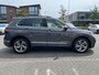 Volkswagen Tiguan 1.4 TSI eHybrid 245pk R-Line DSG Automaat Panoramadak / Achterklep elektrisch / Navigatie / Camera / Sport-comfortstoelen vóór