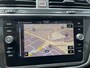 Volkswagen Tiguan 1.4 TSI eHybrid 245pk R-Line DSG Automaat Panoramadak / Achterklep elektrisch / Navigatie / Camera / Sport-comfortstoelen vóór