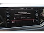 Volkswagen Polo 2.0 TSI GTI Navigatie/Virtual cockpit/Parkeersensoren rondom/Cruise control/Airco/Apple carplay/Stoelverwarming/Multifunctioneel stuurwiel/17'' Lichtmetalen velgen.