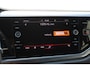 Volkswagen Polo 2.0 TSI GTI Navigatie/Virtual cockpit/Parkeersensoren rondom/Cruise control/Airco/Apple carplay/Stoelverwarming/Multifunctioneel stuurwiel/17'' Lichtmetalen velgen.