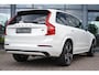 Volvo XC90 2.0 T8 Plug-in hybrid AWD Ultra Dark | 2400 kg trekgewicht! | Trekhaak Elektrisch |  Luchtvering | Bowers & Wilkins Audio | Exclusieve Wool Blend Interieur | Head-Up Display |  Adaptieve Cruise Controle | Panorama dak | Electrische stoelen met memory | Google on Board | Visual Park Assist |