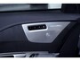 Volvo XC90 2.0 T8 Plug-in hybrid AWD Ultra Dark | 2400 kg trekgewicht! | Trekhaak Elektrisch |  Luchtvering | Bowers & Wilkins Audio | Exclusieve Wool Blend Interieur | Head-Up Display |  Adaptieve Cruise Controle | Panorama dak | Electrische stoelen met memory | Google on Board | Visual Park Assist |