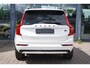 Volvo XC90 2.0 T8 Plug-in hybrid AWD Ultra Dark | 2400 kg trekgewicht! | Trekhaak Elektrisch |  Luchtvering | Bowers & Wilkins Audio | Exclusieve Wool Blend Interieur | Head-Up Display |  Adaptieve Cruise Controle | Panorama dak | Electrische stoelen met memory | Google on Board | Visual Park Assist |