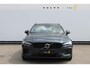 Volvo V60 T6 350PK Automaat Plug-in hybrid AWD Plus Dark Panoramisch schuif-kanteldak / Semi elektrisch wegklapbare trekhaak / Google infotainment / Verwarmbare voorstoelen en stuurwiel / Adaptieve cruise control