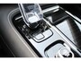 Volvo V60 T6 350PK Automaat Plug-in hybrid AWD Plus Dark Panoramisch schuif-kanteldak / Semi elektrisch wegklapbare trekhaak / Google infotainment / Verwarmbare voorstoelen en stuurwiel / Adaptieve cruise control