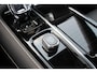 Volvo V60 T6 350PK Automaat Plug-in hybrid AWD Plus Dark Panoramisch schuif-kanteldak / Semi elektrisch wegklapbare trekhaak / Google infotainment / Verwarmbare voorstoelen en stuurwiel / Adaptieve cruise control