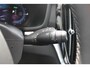 Volvo V60 T6 350PK Automaat Plug-in hybrid AWD Plus Dark Panoramisch schuif-kanteldak / Semi elektrisch wegklapbare trekhaak / Google infotainment / Verwarmbare voorstoelen en stuurwiel / Adaptieve cruise control