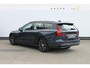 Volvo V60 T6 350PK Automaat Plug-in hybrid AWD Plus Dark Panoramisch schuif-kanteldak / Semi elektrisch wegklapbare trekhaak / Google infotainment / Verwarmbare voorstoelen en stuurwiel / Adaptieve cruise control