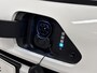 Hyundai Kona Electric Premium 65.4 kWh ECO Volledig Elektrische Automaat met Navigatie, Lederen bekleding en Stoelverwarming Uit voorraad leverbaar!