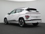 Hyundai Kona Electric Premium 65.4 kWh ECO Volledig Elektrische Automaat met Navigatie, Lederen bekleding en Stoelverwarming Uit voorraad leverbaar!