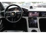 Porsche Taycan Cross Turismo 4 93 kWh / SoH 93.8% / Panoramadak / 360Camera / Head-up / Passenger Display / 20'' / Bose / Sportchrono / Leder / Luchtvering / Stuurverwarming / Dodehoek / ACC / Stoelverwarming 4x / Warmtepomp