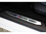 BMW 1-Serie M135i xDrive High Executive | Akrapovič uitlaatsysteem | Cruise control | Climate control | Stoelverwarming | Apple carplay/Android auto | DAB radio | Dealer onderhouden |