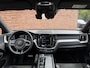 Volvo XC60 T8 Twin Engine AWD R-Design | Trekhaak  Semi-Elektrisch | Actieve Luchtvering met Four-C | 360 Graden Camera | Full-LED Adaptieve Koplampen | BLIS Dodehoekdetectie | Elektrisch Verstelbare Bestuurdersstoel | Panoramisch Schuif-/kanteldak | Adaptieve Cruise Control | Verwarmbare Voor- en Achterstoelen