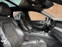 Volvo XC60 T8 Twin Engine AWD R-Design | Trekhaak  Semi-Elektrisch | Actieve Luchtvering met Four-C | 360 Graden Camera | Full-LED Adaptieve Koplampen | BLIS Dodehoekdetectie | Elektrisch Verstelbare Bestuurdersstoel | Panoramisch Schuif-/kanteldak | Adaptieve Cruise Control | Verwarmbare Voor- en Achterstoelen