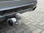 Volvo XC60 T8 Twin Engine AWD R-Design | Trekhaak  Semi-Elektrisch | Actieve Luchtvering met Four-C | 360 Graden Camera | Full-LED Adaptieve Koplampen | BLIS Dodehoekdetectie | Elektrisch Verstelbare Bestuurdersstoel | Panoramisch Schuif-/kanteldak | Adaptieve Cruise Control | Verwarmbare Voor- en Achterstoelen