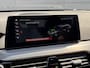BMW 5-Serie Touring 520i High Executive M - Sport / Elektrische stoelen met geheugenfunctie / Stoelverwarming / Elektrische achterklep / Apple Carplay/Android Auto / 19" lm. velgen
