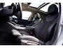 BMW 3-Serie Touring 320e | Panorama | Elektrische trekhaak | Luxe Leder/stof | Achteruitrijcamera | Shadowline | Stoelverwarming |