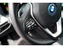 BMW 3-Serie Touring 320e | Panorama | Elektrische trekhaak | Luxe Leder/stof | Achteruitrijcamera | Shadowline | Stoelverwarming |