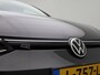 Volkswagen Golf Variant 1.5 eTSI R-Line 2X R-LINE | AUTOMAAT | TREKHAAK | ADAPTIEVE CRUISE | STOEL & STUUR VERWARMING | VIRTUEEL COCKPIT | NAVIGATIE | APPLE CARPLAY | CAMERA | CLIMA | DAB |