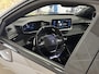 Peugeot 2008 1.2 PureTech GT | Automaat | Hoge instap | Panorama dak |
