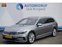 Volkswagen Passat Variant 1.5 TSI DSG Elegance Business R-Line Trekhaak | Camera | Pano * All in prijs *