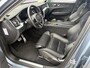 Volvo XC60 2.0 T5 AWD Momentum | Stoelverwarming | Adaptieve cruise control | BLIS dodehoekdetectie | Keyless entry/start | Parkeercamera | Parkeersensoren V+A | Alarm | DAB |