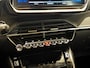 Peugeot e-2008 EV Allure Pack 50 kWh | Navigatie | Hoge instap | 3-Fase | 94,4% SOH