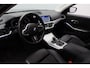 BMW 3-Serie 318i Executive Edition * Origineel Nederlands * Carplay Leder Navigatie Cruise