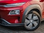 Hyundai Kona Electric EV Premium 64 kWh | Clima | Cruise | Navi | Leer | Stoel/stuur verwarming | Pdc | Camera | Lichtmetaal | 1 fase lader