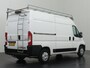 Peugeot Boxer 2.0BlueHDI 130PK L2H2 Pro Glasrestreel | Trekhaak | Navigatie | Camera | Airco | 3-Persoons