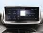 Peugeot 2008 1.2 Hybrid 136 Allure Automaat | Voorraad deal! | Navigatie | Achteruitrijcamera | Cruise Control | Elektrisch inklapbare spiegels | Led koplampen | Donker getint glas | 17" lichtmetalen velgen |
