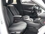 Peugeot 2008 1.2 Hybrid 136 Allure Automaat | Voorraad deal! | Navigatie | Achteruitrijcamera | Cruise Control | Elektrisch inklapbare spiegels | Led koplampen | Donker getint glas | 17" lichtmetalen velgen |