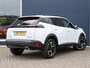 Peugeot 2008 1.2 Hybrid 136 Allure Automaat | Voorraad deal! | Navigatie | Achteruitrijcamera | Cruise Control | Elektrisch inklapbare spiegels | Led koplampen | Donker getint glas | 17" lichtmetalen velgen |