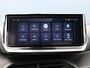 Peugeot 2008 1.2 Hybrid 136 Allure Automaat | Voorraad deal! | Navigatie | Achteruitrijcamera | Cruise Control | Elektrisch inklapbare spiegels | Led koplampen | Donker getint glas | 17" lichtmetalen velgen |
