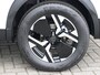 Peugeot 2008 1.2 Hybrid 136 Allure Automaat | Voorraad deal! | Navigatie | Achteruitrijcamera | Cruise Control | Elektrisch inklapbare spiegels | Led koplampen | Donker getint glas | 17" lichtmetalen velgen |