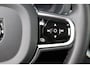 Volvo XC60 T6 Recharge AWD Plus Dark - LONG RANGE - Panorama/schuifdak - IntelliSafe Assist & Surround - 360º Camera - Harman/Kardon audio - Adaptieve LED koplampen - Verwarmde voorstoelen, stuur & achterbank - Parkeersensoren voor & achter - Elektr. bedienb. voorstoelen met geheugen - Draadloze tel. lader - Extra getint glas - Elektr. inklapbare trekhaak - 19' LMV