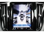 Volvo XC60 T6 Recharge AWD Plus Dark - LONG RANGE - Panorama/schuifdak - IntelliSafe Assist & Surround - 360º Camera - Harman/Kardon audio - Adaptieve LED koplampen - Verwarmde voorstoelen, stuur & achterbank - Parkeersensoren voor & achter - Elektr. bedienb. voorstoelen met geheugen - Draadloze tel. lader - Extra getint glas - Elektr. inklapbare trekhaak - 19' LMV