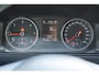 Volkswagen Transporter 2.0 TDI L2H1 Highline + NAVI / TREKHAAK / SENSOREN / CRUISE CONTROL