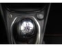 Ford Puma 1.0-125pk EcoBoost Hybrid ST-Line X. April 2024 ! Slechts 9.700km ! Autm. airco, navigatie, telefoonvoorb., camera, pdc v+a, parkeerassistent, LED verl., metallic lak, LM wielen, stoel-, stuur- en voorraamverw., lane- en sideassist, adapt. cruise cntrl etc