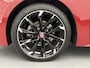 Toyota Corolla 2.0 Hybrid GR-Sport | 184 PK | Sportstoelen | 18 inch LM Velgen | Stoelverwarming | Apple Carplay / Android  Auto | SL 117