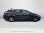 Toyota Corolla Touring Sports 1.8 Hybrid Dynamic **NAVIGATIE/ STOELVERWARMING/ ADAPTIEVE CRUISE CONTROL/ 36 MAANDEN GARANTIE**