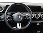 Mercedes-Benz A-klasse 180 AMG Line / Stoelverwarming / Achteruitrijcamera / Panorama-schuifdak /  Night-Pakket /